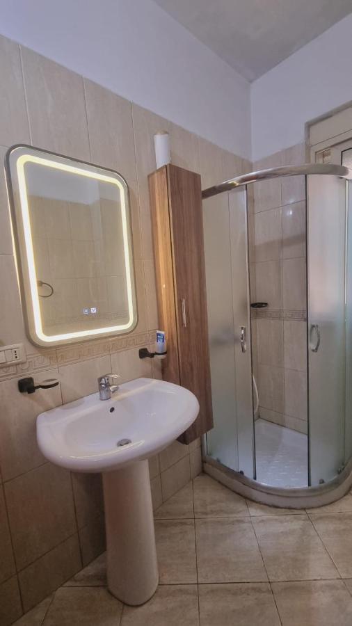 Apartment Liqeni Thate, Tirana